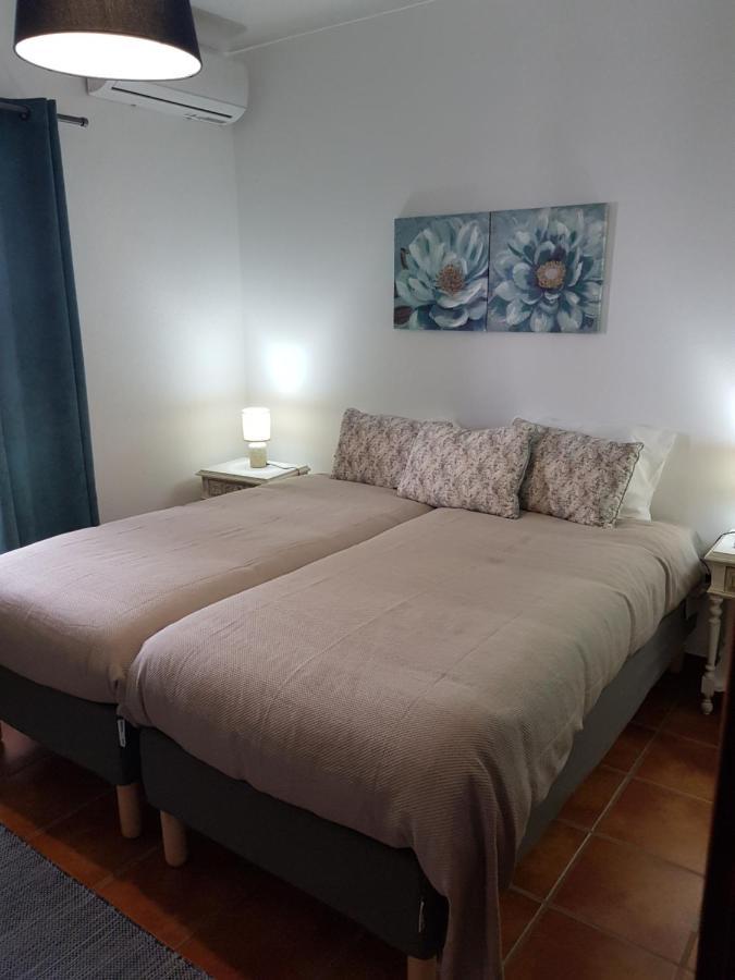 Guest house Moira - Local *